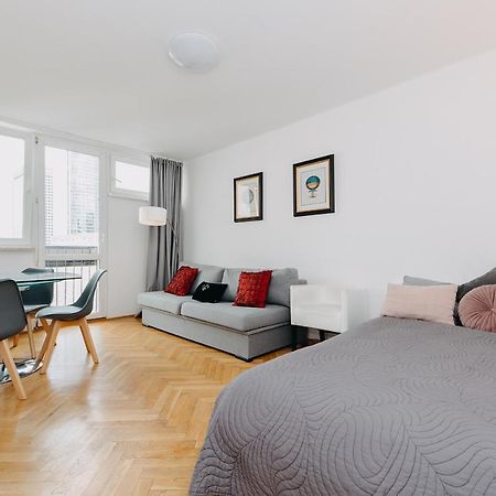 V Ajax Warsaw Bed&Breakfast Rooms Dış mekan fotoğraf